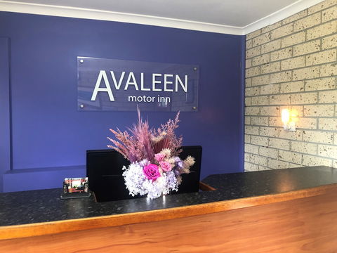Avaleen Lodge Motor Inn - Sunshine Coast Guide 1