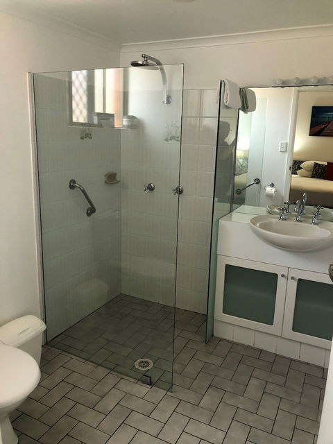 Avaleen Lodge Motor Inn - Sunshine Coast Guide 5