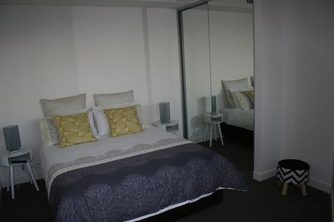 Apartment On King Street - Sunshine Coast Guide 2