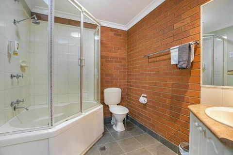 Bendigo Goldfields Motor Inn - Sunshine Coast Guide 1