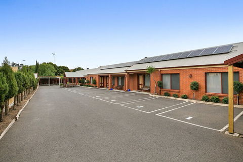 Bendigo Goldfields Motor Inn - Sunshine Coast Guide 3