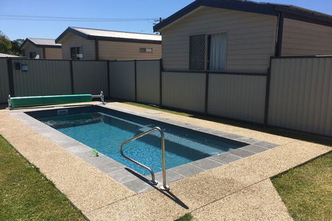 Clarence Head Caravan Park - Sunshine Coast Guide 2