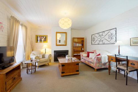 Templeton Cottage - Sunshine Coast Guide 6