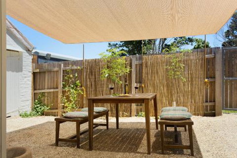 Templeton Cottage - Sunshine Coast Guide 2