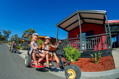 BIG4 Bendigo Park Lane Holiday Park - Sunshine Coast Guide 0