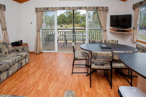BIG4 Bendigo Park Lane Holiday Park - Sunshine Coast Guide 4