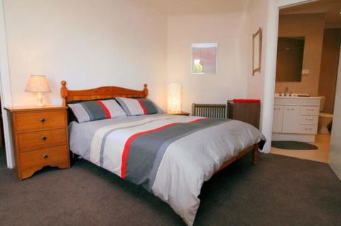 Northgate House Apartment - Sunshine Coast Guide 6