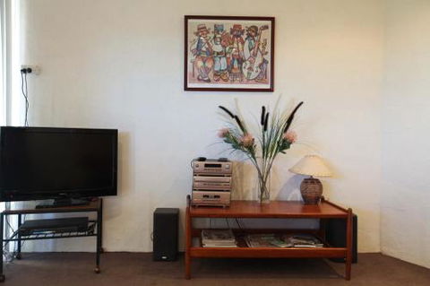 Northgate House Apartment - Sunshine Coast Guide 2
