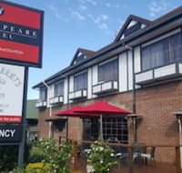 Shakespeare Motel - Sunshine Coast Guide
