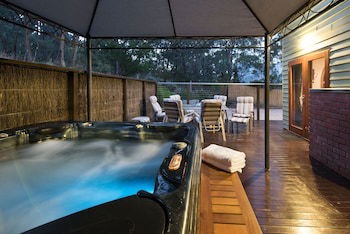 Abbott's Rest - Sunshine Coast Guide 0