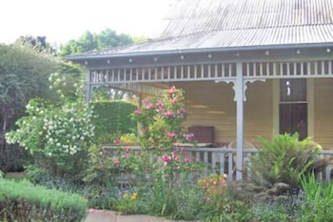 Mooltan House-hepburn Springs - Sunshine Coast Guide 4