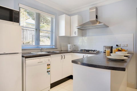 Elizabeth Flats - Sunshine Coast Guide 6