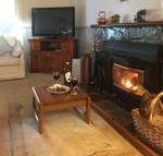 Bessies Cottage - Sunshine Coast Guide