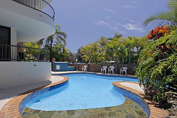 A PERFECT STAY - Pacific Blue - Sunshine Coast Guide 0