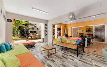 Civic Guest House - Sunshine Coast Guide 3