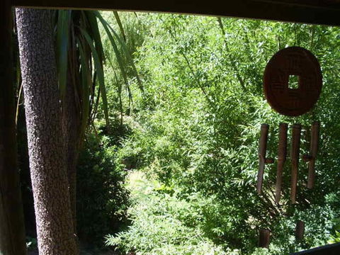 Hilltop - Sunshine Coast Guide 1