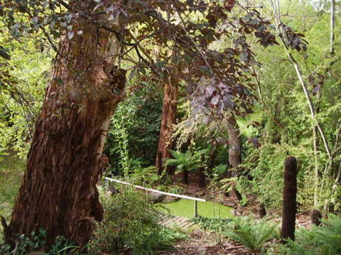 Hilltop - Sunshine Coast Guide 3