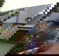 Lucy's House Serenity - Sunshine Coast Guide