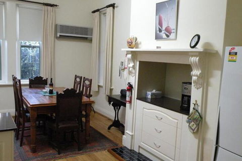 Smith Street Villa Naracoorte - Sunshine Coast Guide 4