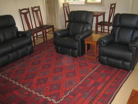 Showgrounds Cottage Naracoorte - Sunshine Coast Guide 5