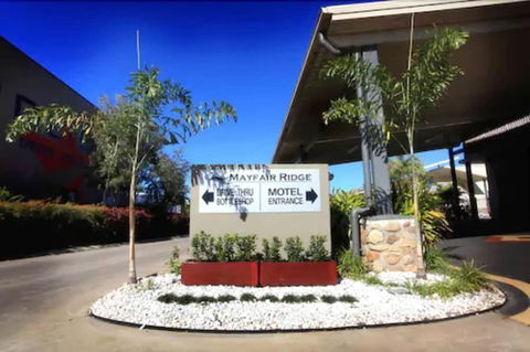 Mayfair Motel Emerald - Sunshine Coast Guide 2