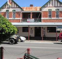 Maclean Hotel - Sunshine Coast Guide