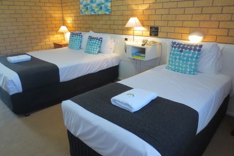 Aspley Pioneer Motel - Sunshine Coast Guide 6