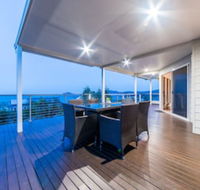 Hydeaway Bay Beach House - Sunshine Coast Guide