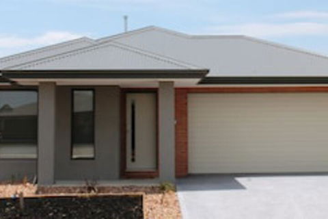 Villa Atarhi - Sunshine Coast Guide 0
