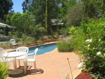 Elizas On The Murray - Sunshine Coast Guide 1