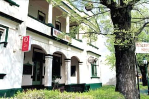 Healesville Hotel - Sunshine Coast Guide 0