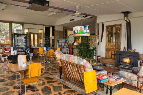 Cape Jervis Accommodation & Caravan Park - Sunshine Coast Guide 0