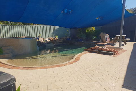 Escape 1770- Adults Only - Sunshine Coast Guide 2