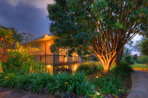 Mapleton Falls Accommodation - Sunshine Coast Guide 0