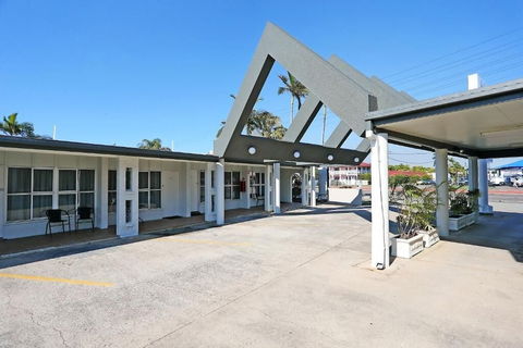 Q Express - Sunshine Coast Guide 2