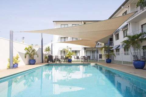 Metro Advance Apartments & Hotel, Darwin - Sunshine Coast Guide 0