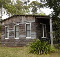 Hidden Valley Cabins - Sunshine Coast Guide