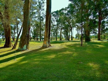 Inn The Tuarts Guest Lodge Busselton - Sunshine Coast Guide 1