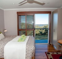 Sinclairs Country Retreat - Sunshine Coast Guide