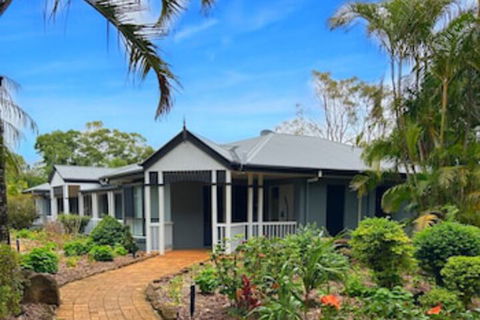 Clouds Mapleton - Sunshine Coast Guide 0