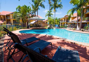Beach Court - Sunshine Coast Guide 0