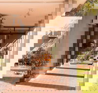 Chadstone Executive Motel - Sunshine Coast Guide