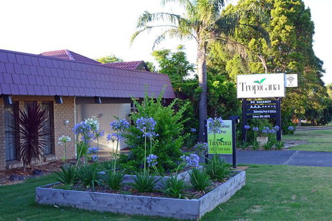 Tropicana Motor Inn - Sunshine Coast Guide 1