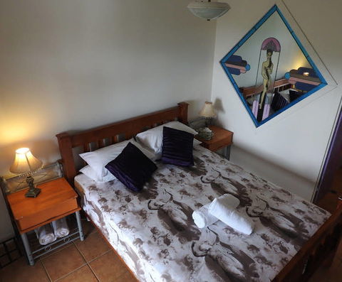 Myaura Bed & Breakfast - Sunshine Coast Guide 1