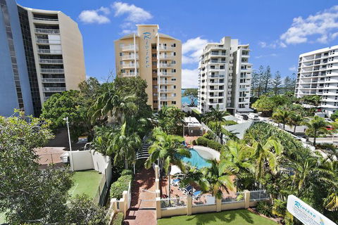 Riviere On Golden Beach - Sunshine Coast Guide 1