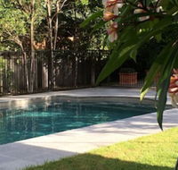 Arabella Garden Inn Motel - Sunshine Coast Guide