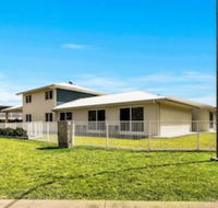 Econo Lodge Beachside - Sunshine Coast Guide