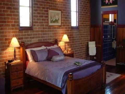 Bell Chapel B & B - Sunshine Coast Guide 2