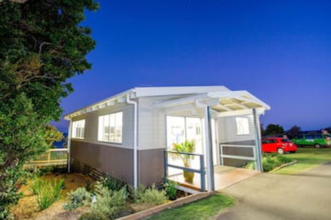 Reflections Holiday Parks Bonny Hills - Sunshine Coast Guide 0