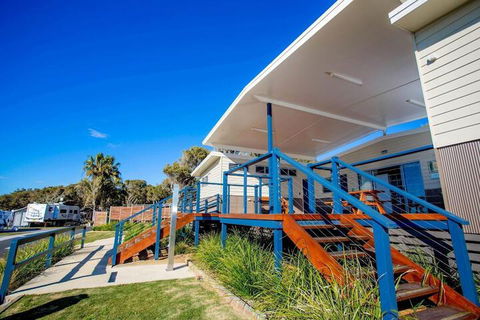 Reflections Holiday Parks Bonny Hills - Sunshine Coast Guide 2